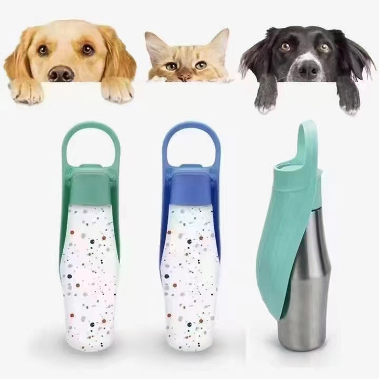 BPA Free 750ml Leakproof Stainless Steel Dog Water Bottles Outdoor Pet Water Bottles Dispenser